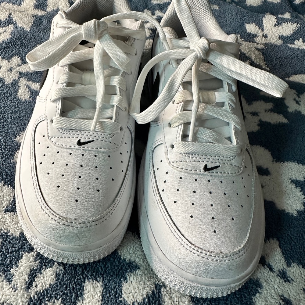 Kids White Nike Air Force 1